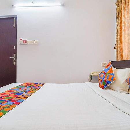 Fabexpress Its South East Residency Hotel Siruseri Екстериор снимка