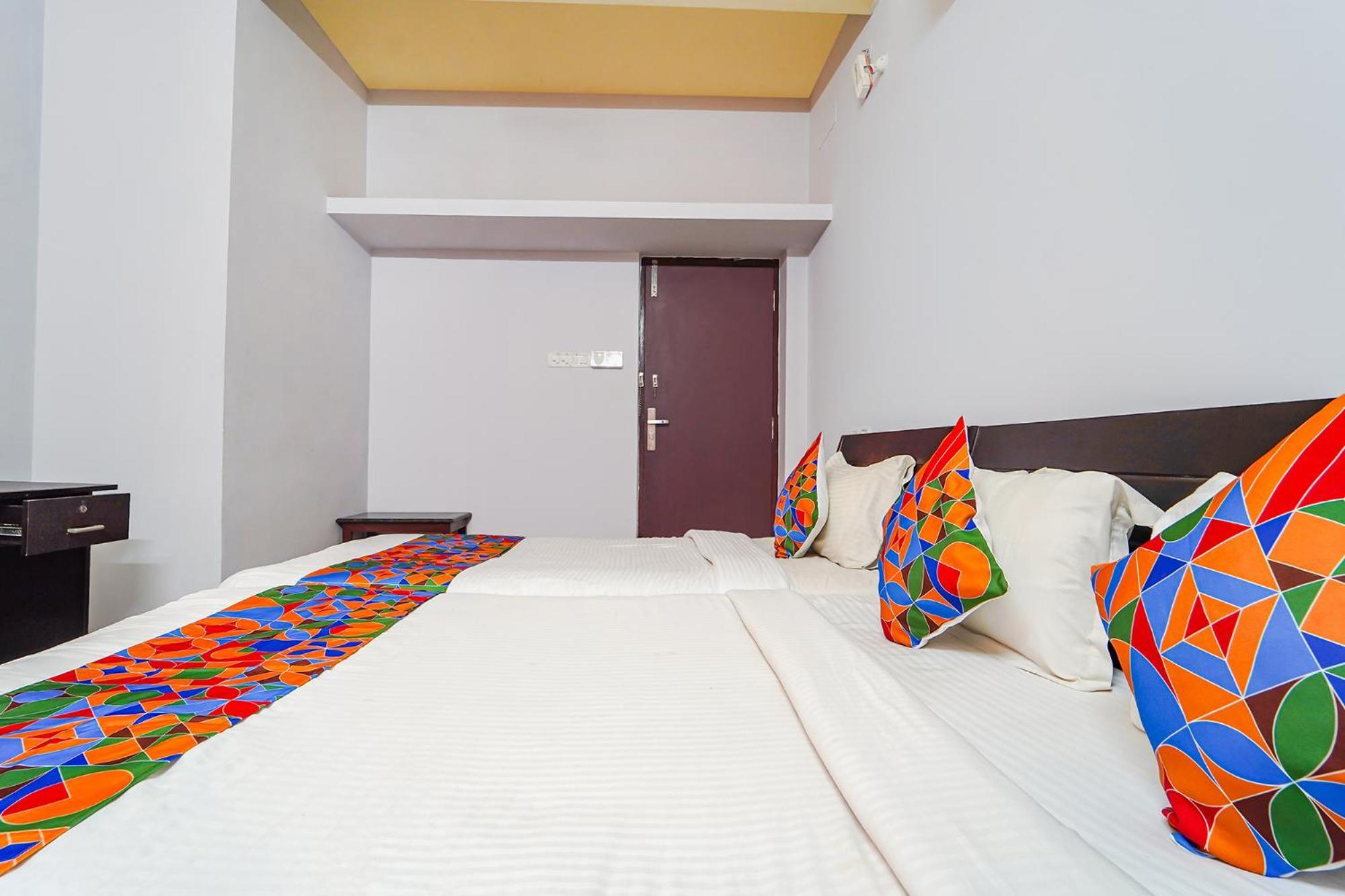 Fabexpress Its South East Residency Hotel Siruseri Екстериор снимка